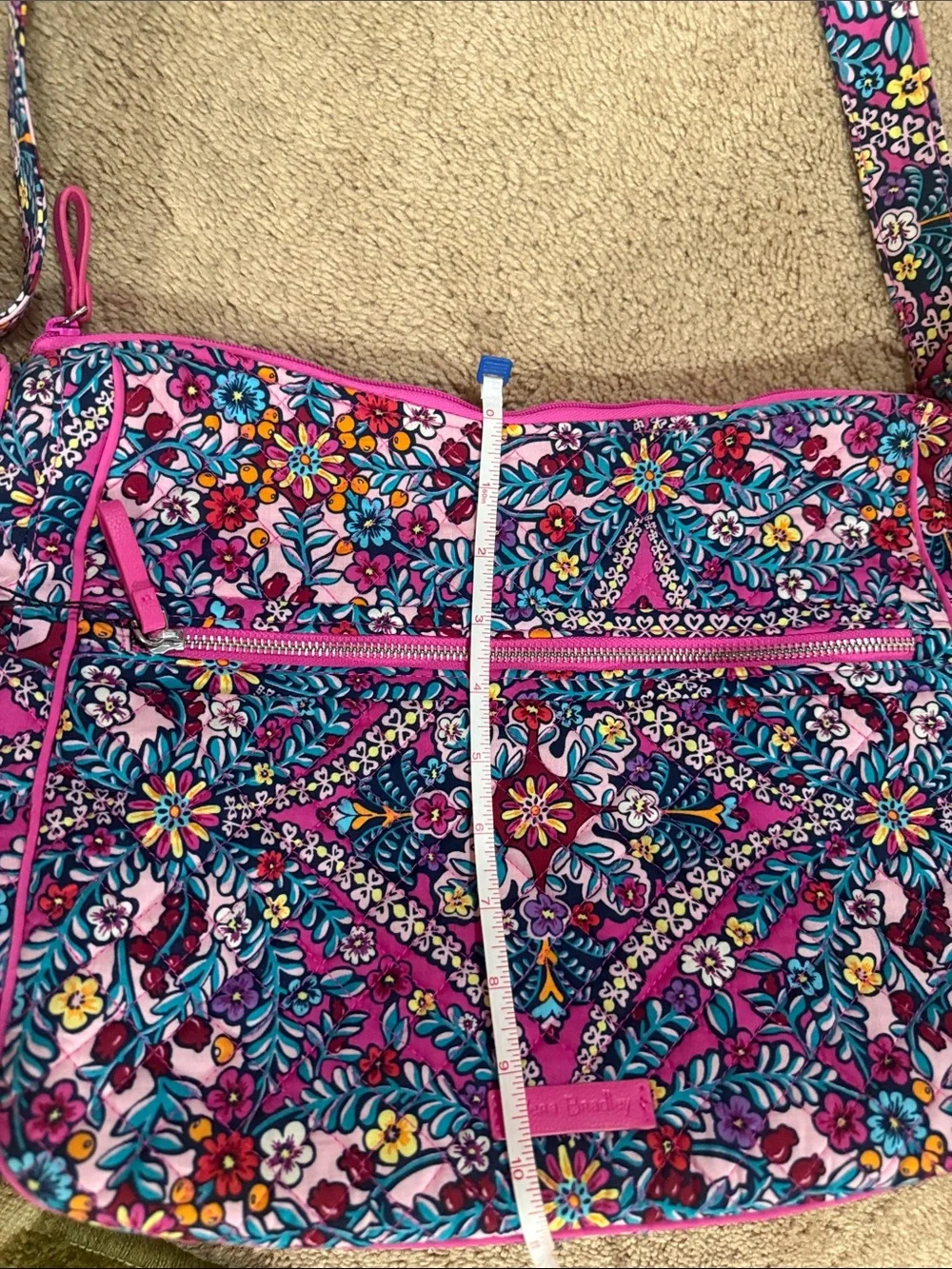 WOW POSHMARK - Authentic Vera Bradley NWT Iconic Large On The Go Crossbody!